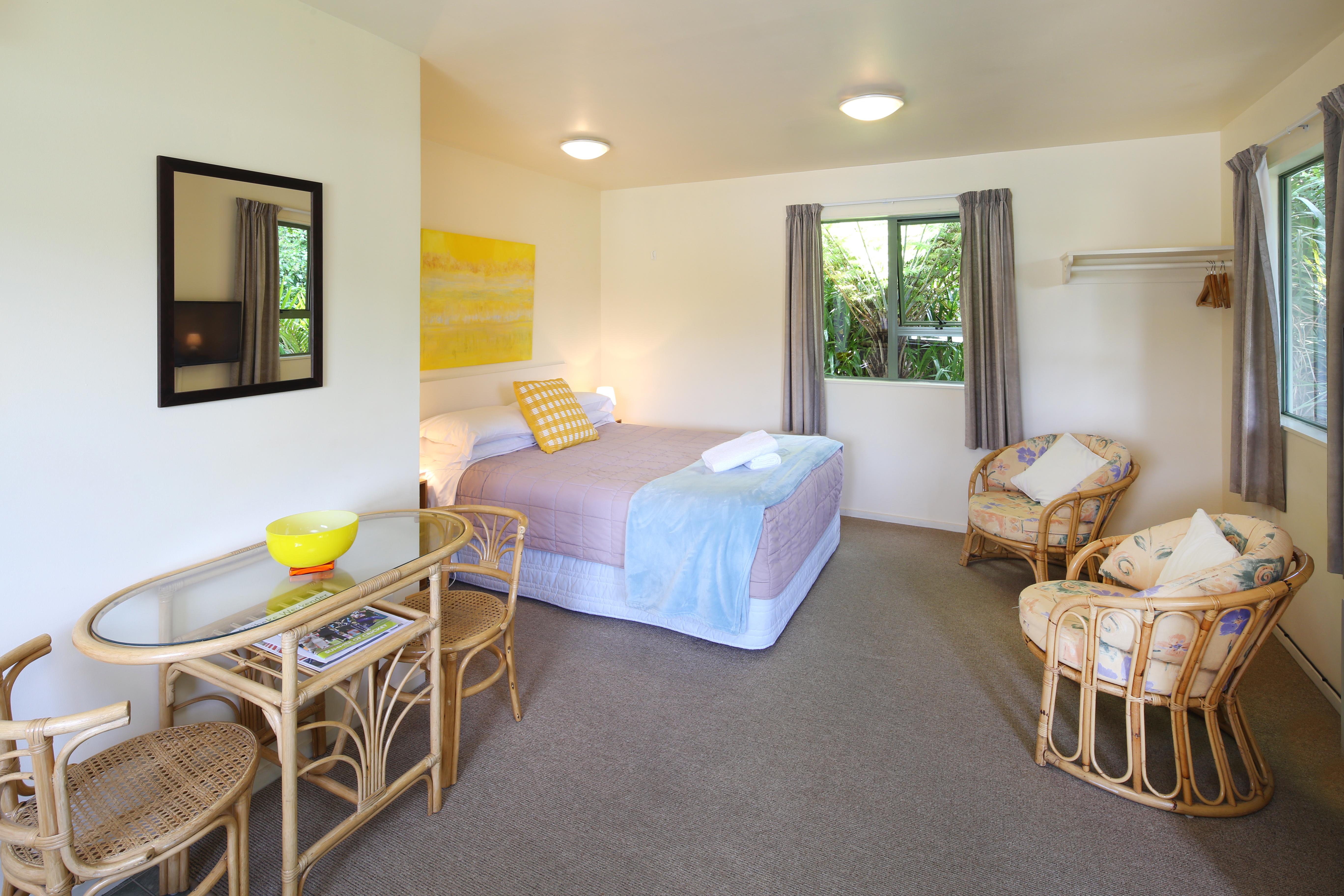 Waiheke Island Motel Ostend Bagian luar foto