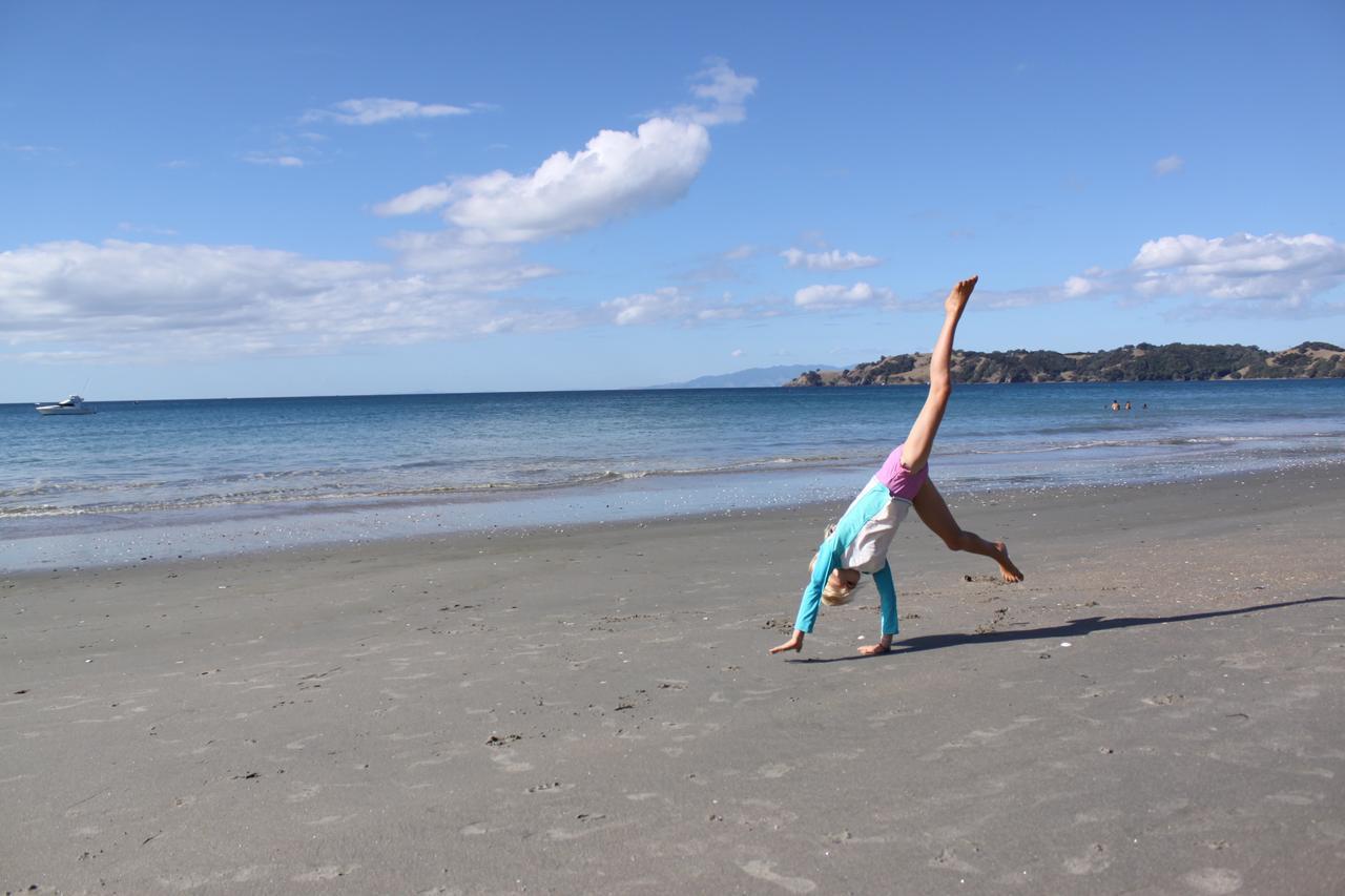 Waiheke Island Motel Ostend Bagian luar foto